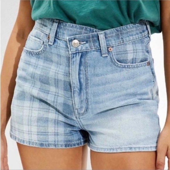 American Eagle Highest Rise Mom Crossover Short Plaid Print NWT - Picture 1 of 11